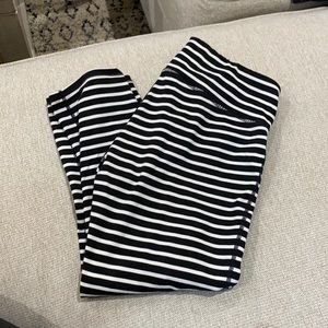 Athleta crop leggings